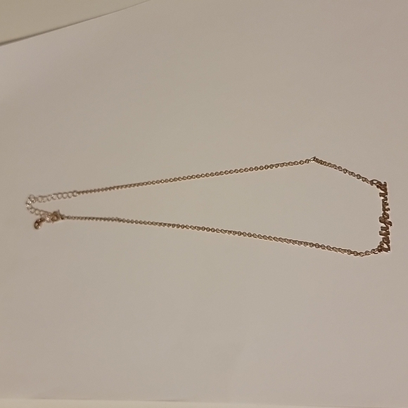 SALE 😍 4/$15* Rose Gold Tone "California" Necklace - Picture 6 of 7